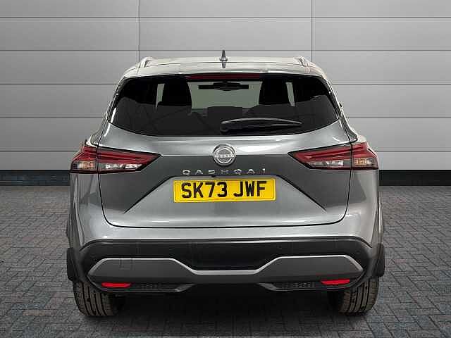 Nissan Qashqai 1.3 DiG-T MH 158 N-Connecta 5dr Xtronic