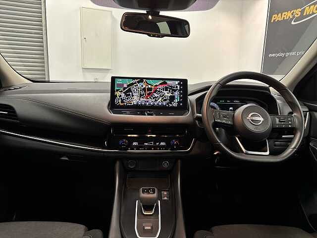 Nissan Qashqai 1.3 DiG-T MH 158 N-Connecta 5dr Xtronic