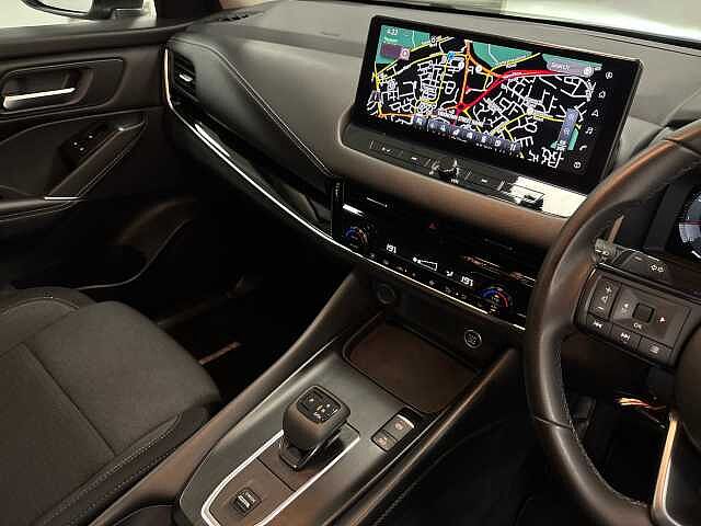 Nissan Qashqai 1.3 DiG-T MH 158 N-Connecta 5dr Xtronic