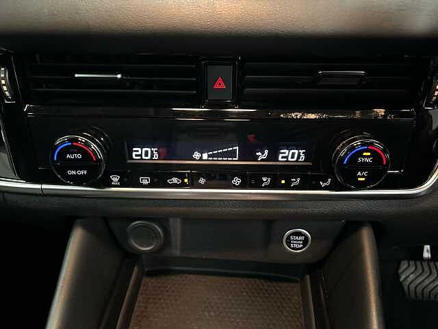 Nissan Qashqai 1.3 DiG-T MH 158 N-Connecta 5dr Xtronic