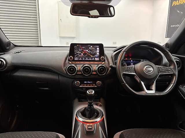 Nissan Juke 1.0 DiG-T N-Connecta 5dr