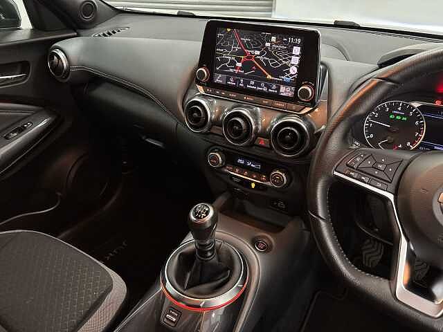 Nissan Juke 1.0 DiG-T N-Connecta 5dr