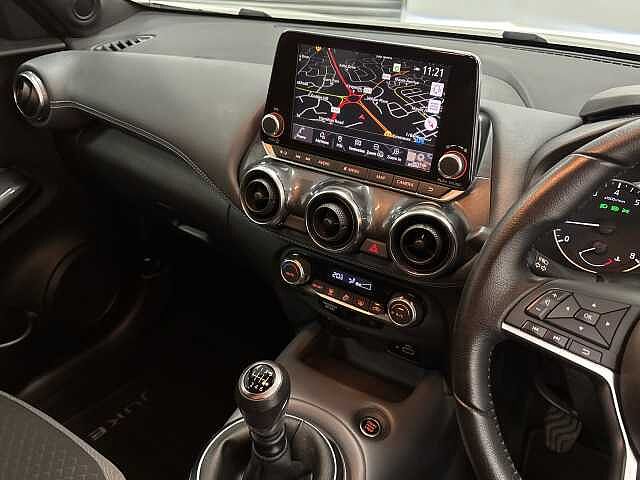 Nissan Juke 1.0 DiG-T N-Connecta 5dr