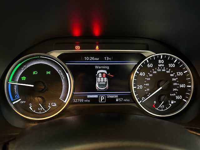 Nissan Juke 1.6 Hybrid Tekna 5dr Auto