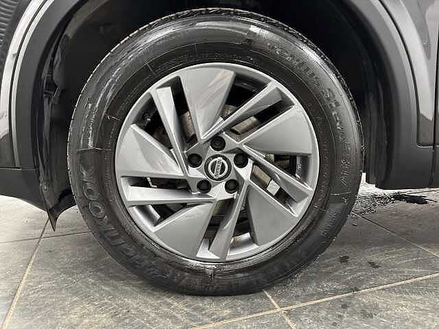 Nissan Qashqai 1.3 DiG-T MH Acenta Premium 5dr