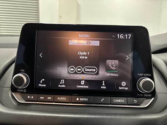 Nissan Qashqai 1.3 DiG-T MH Acenta Premium 5dr