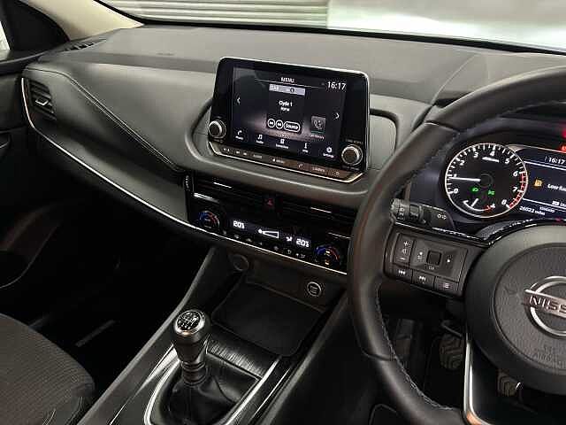 Nissan Qashqai 1.3 DiG-T MH Acenta Premium 5dr