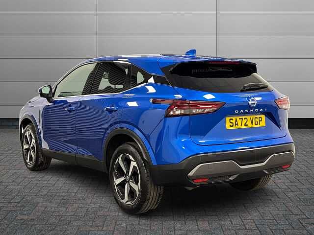 Nissan Qashqai 1.3 DiG-T MH N-Connecta 5dr