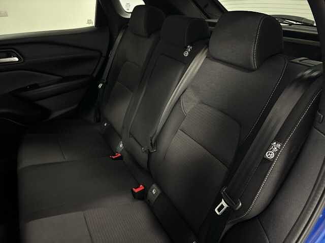 Nissan Qashqai 1.3 DiG-T MH N-Connecta 5dr