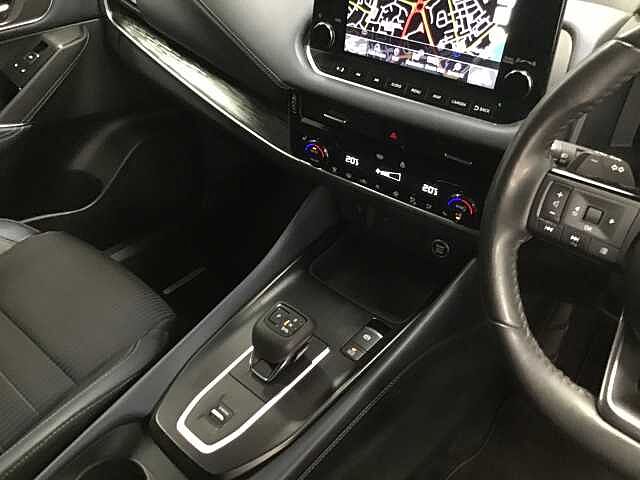 Nissan Qashqai 1.3 DiG-T MH 158 Tekna 5dr Xtronic