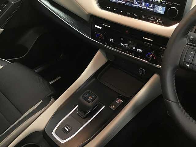 Nissan Qashqai 1.3 DiG-T MH 158 Tekna 5dr Xtronic