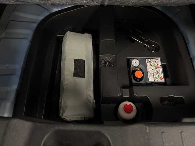 Nissan Juke 1.0 DiG-T 114 Tekna 5dr