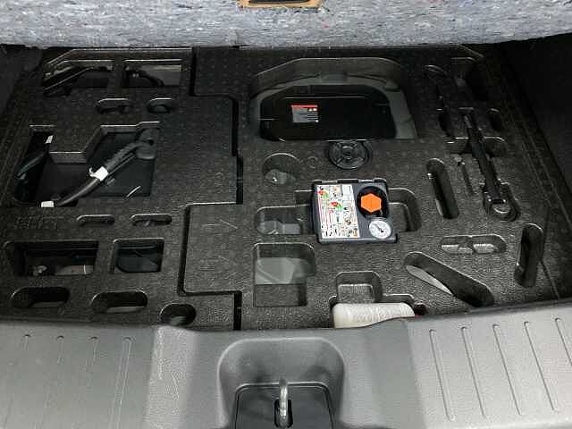 Nissan Juke 1.6 Hybrid N-Connecta 5dr Auto