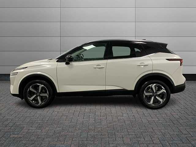 Nissan Qashqai 1.3 DiG-T MH N-Connecta 5dr