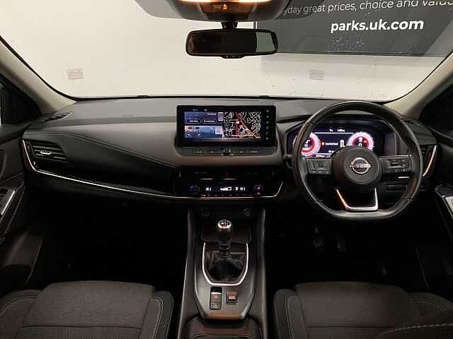 Nissan Qashqai 1.3 DiG-T MH N-Connecta 5dr