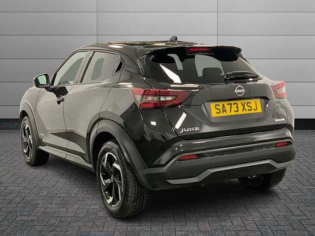 Nissan Juke 1.6 Hybrid N-Connecta 5dr Auto