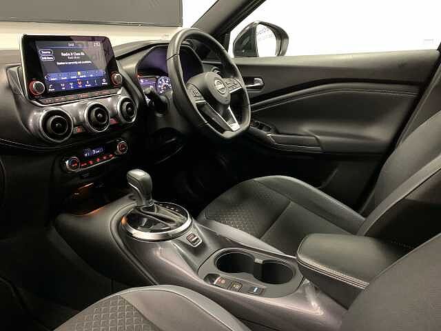 Nissan Juke 1.6 Hybrid N-Connecta 5dr Auto