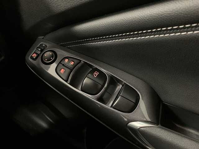 Nissan Juke 1.6 Hybrid N-Connecta 5dr Auto