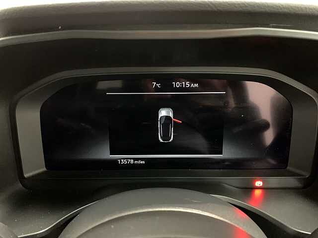 Nissan Qashqai 1.3 DiG-T MH N-Connecta 5dr