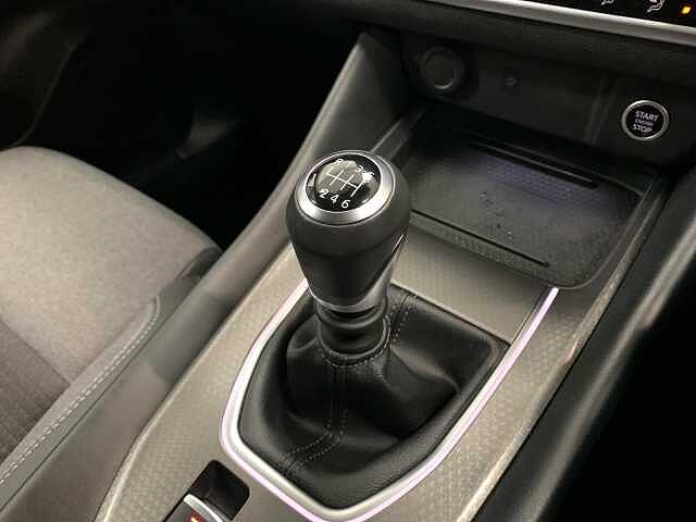 Nissan Qashqai 1.3 DiG-T MH N-Connecta 5dr