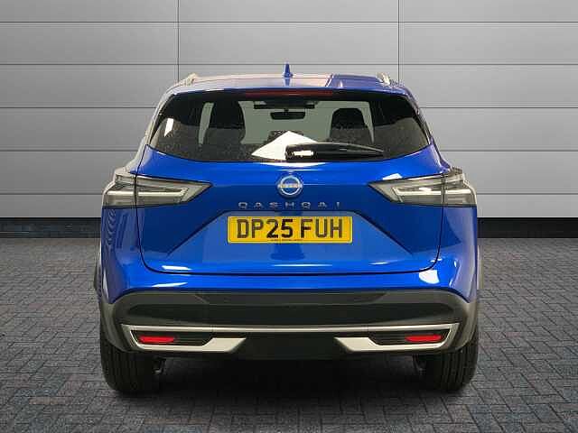 Nissan Qashqai 1.3 DiG-T MH N-Connecta 5dr