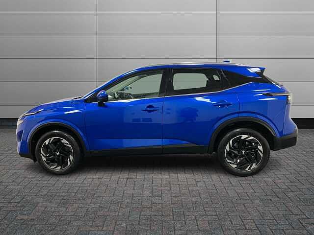 Nissan Qashqai 1.3 DiG-T MH N-Connecta 5dr