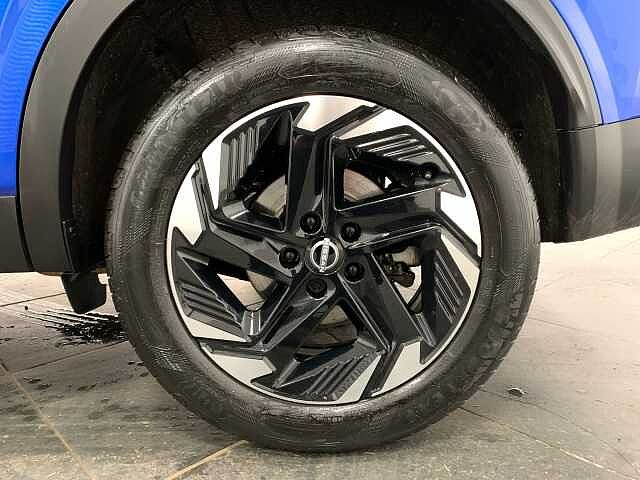 Nissan Qashqai 1.3 DiG-T MH N-Connecta 5dr