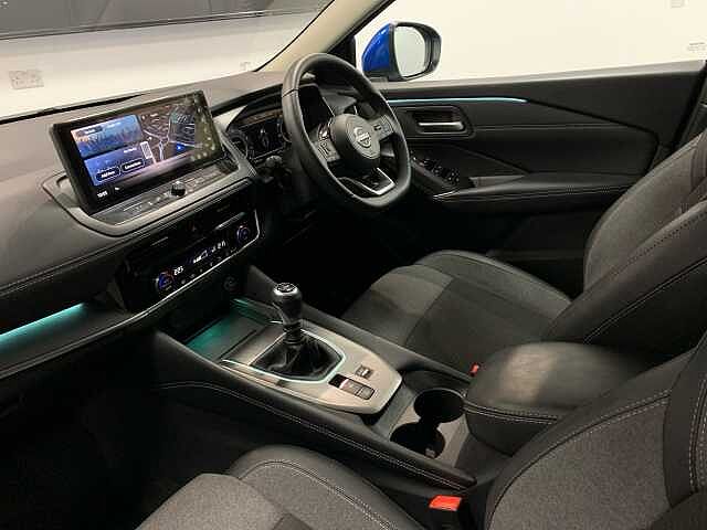 Nissan Qashqai 1.3 DiG-T MH N-Connecta 5dr