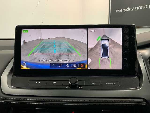 Nissan Qashqai 1.3 DiG-T MH N-Connecta 5dr