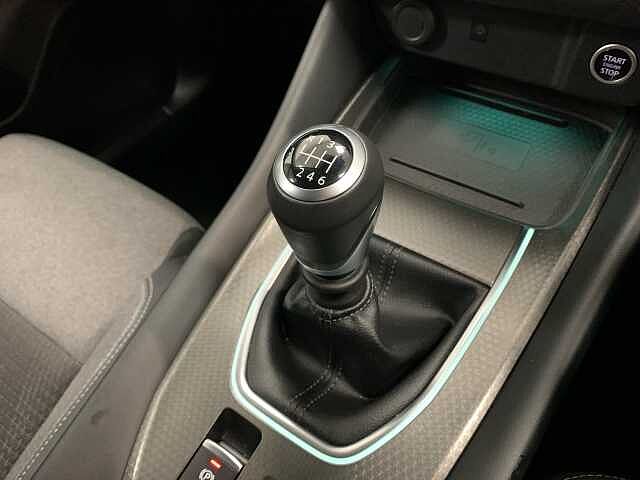 Nissan Qashqai 1.3 DiG-T MH N-Connecta 5dr