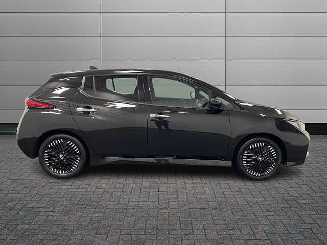 Nissan Leaf 110kW N-Connecta 39kWh 5dr Auto