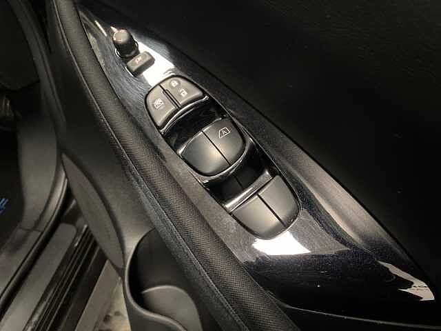 Nissan Leaf 110kW N-Connecta 39kWh 5dr Auto