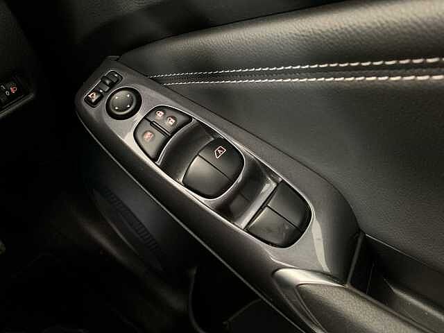 Nissan Juke 1.0 DiG-T 114 N-Connecta 5dr