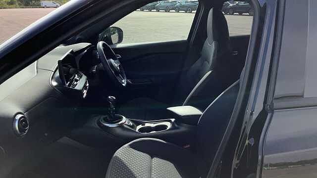 Nissan Juke 1.0 DiG-T N-Connecta 5dr