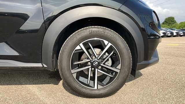 Nissan Juke 1.0 DiG-T N-Connecta 5dr